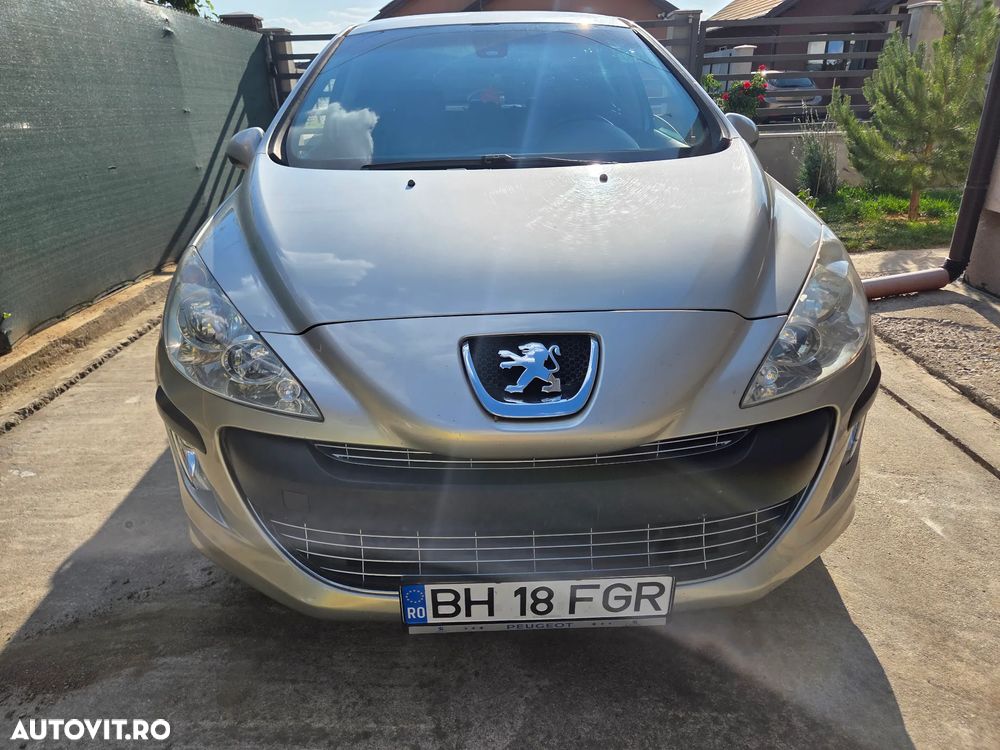 Peugeot 308 - 1