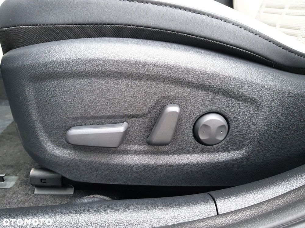 Kia XCeed 1.6 T-GDI Business Line DCT - 21