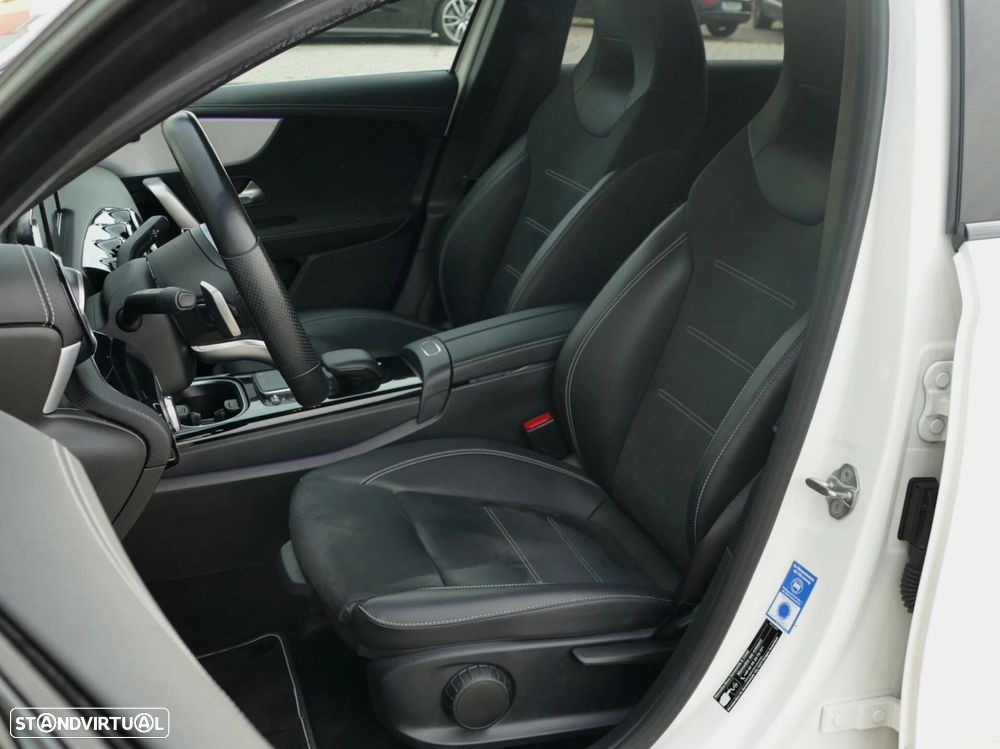 Mercedes-Benz A 250 e AMG Line - 23