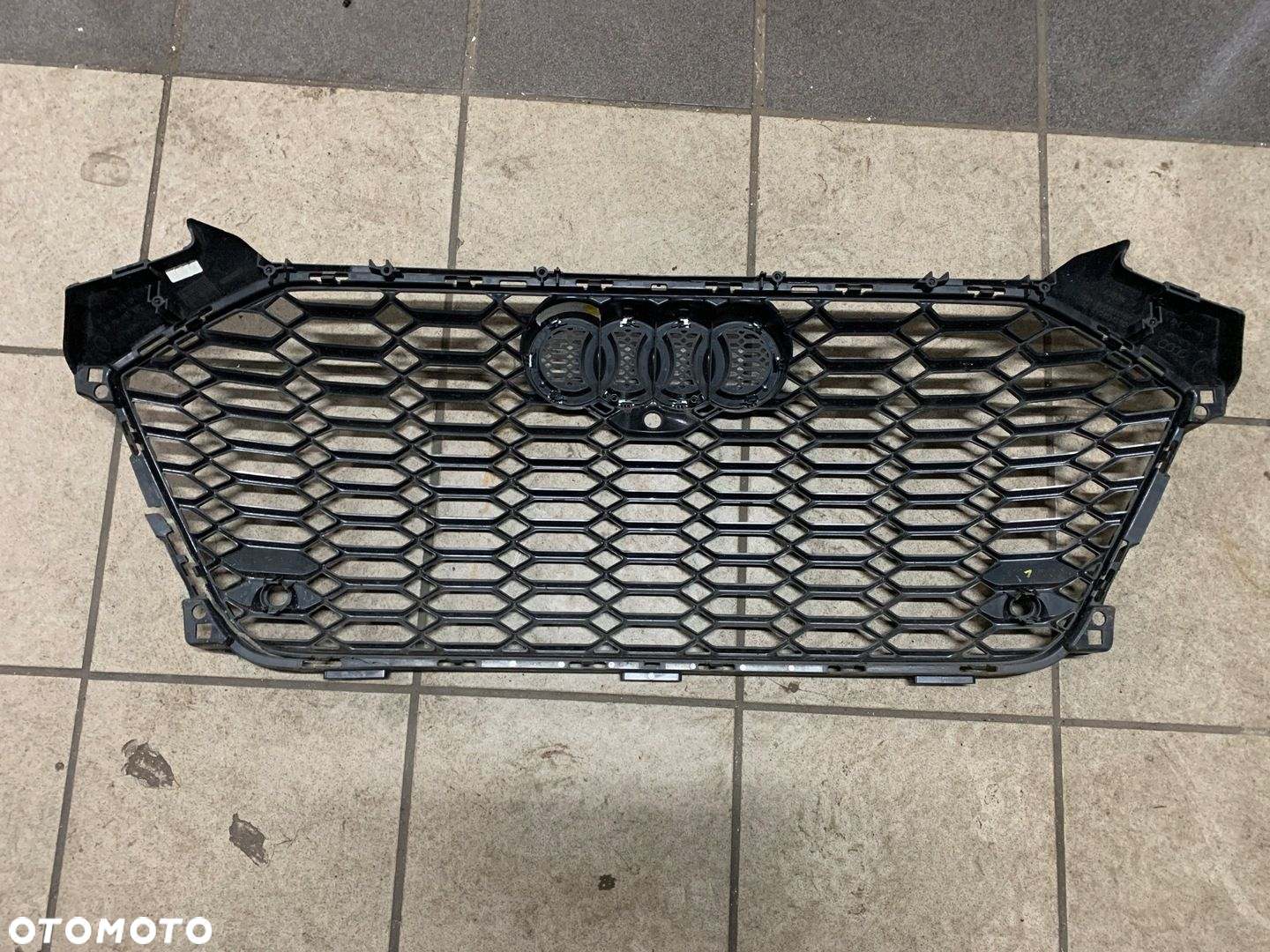 Grill atrapa chłodnicy AUDI RS4 B9 lift kamera 360 - 6