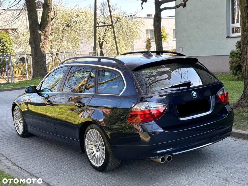 BMW Seria 3 325d DPF - 3