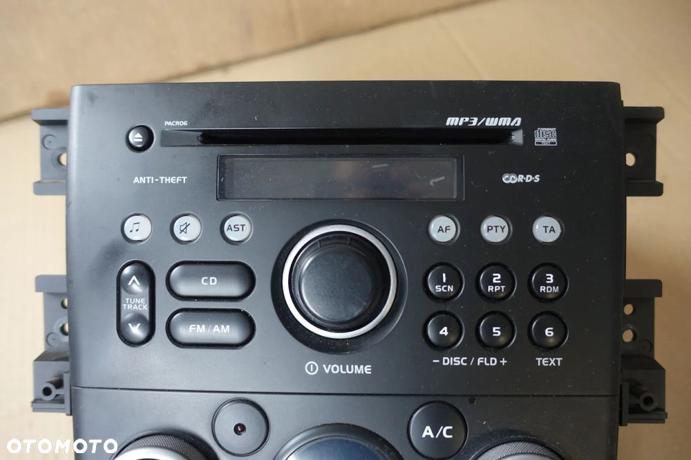 RADIO PANEL NAWIEWU GRAND VITARA II 09r. - 2