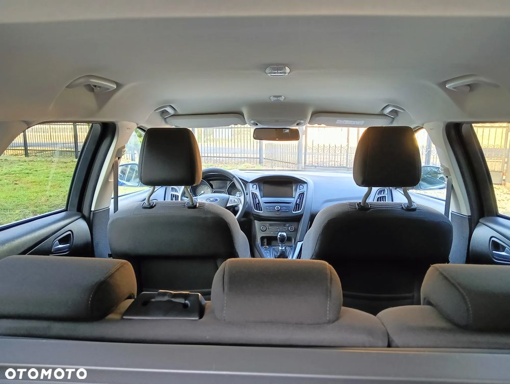 Ford Focus 1.0 EcoBoost Titanium - 18