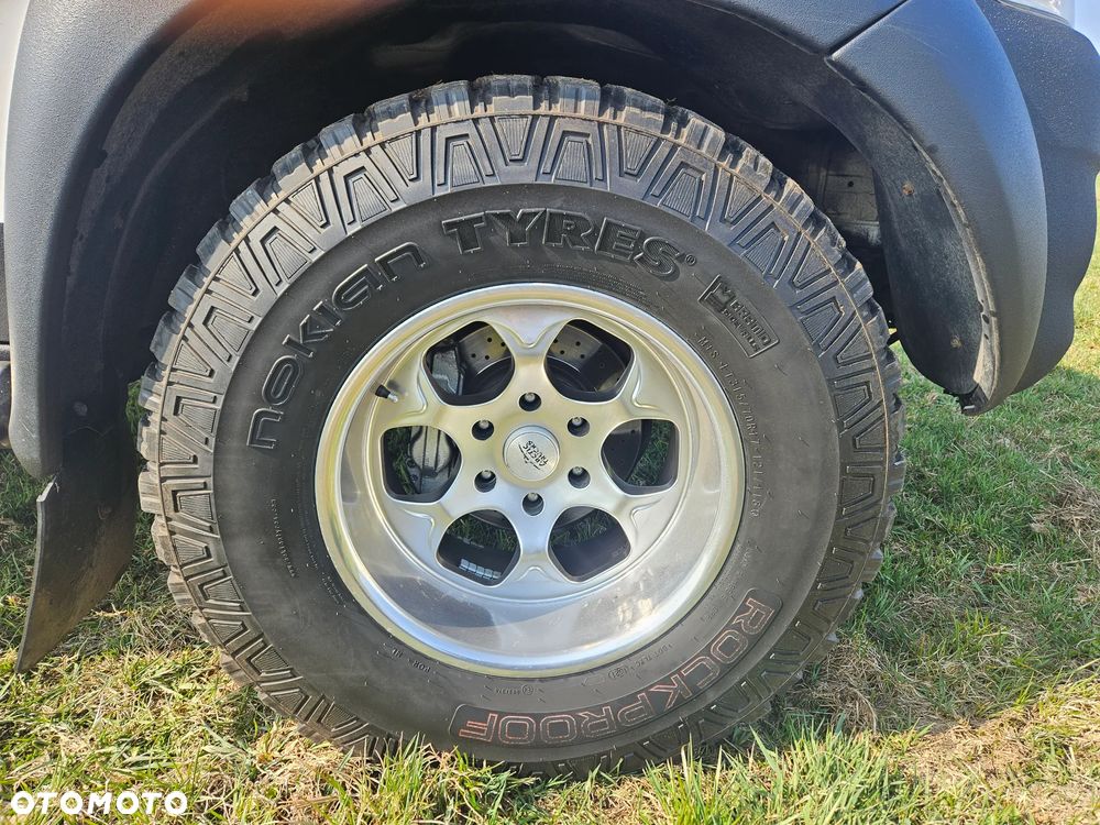 Toyota Hilux 3.0 D-4D Invincible - 21