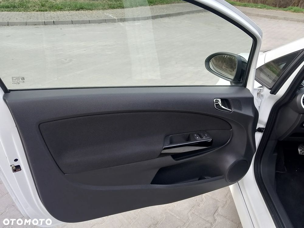 Opel Corsa 1.6 Turbo Color Race - 19