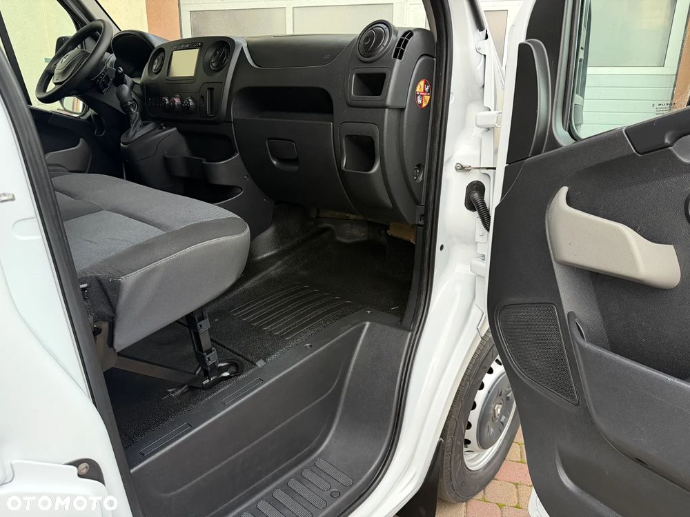 Renault Master Brygadówka Doka L3H2 - 22