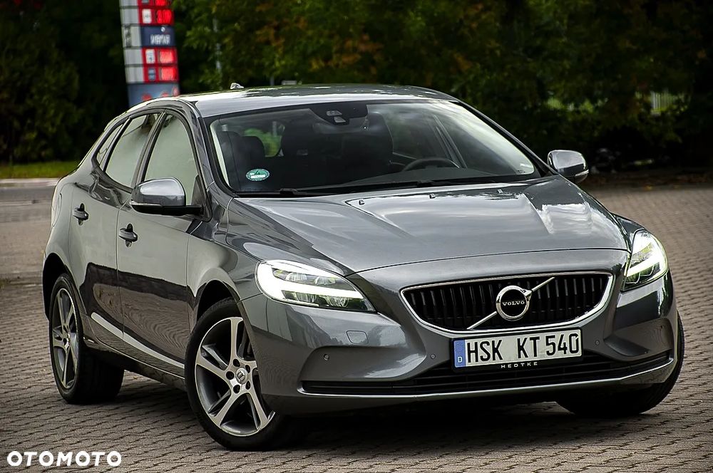 Volvo V40 D2 Drive-E Momentum - 13
