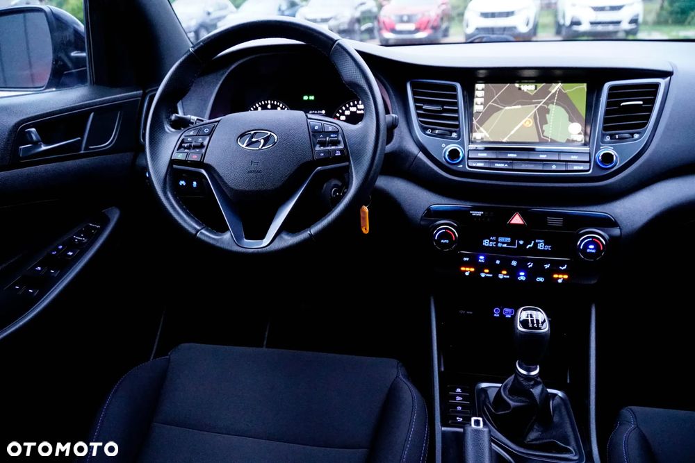 Hyundai Tucson 1.6 GDI BlueDrive GO 2WD - 17