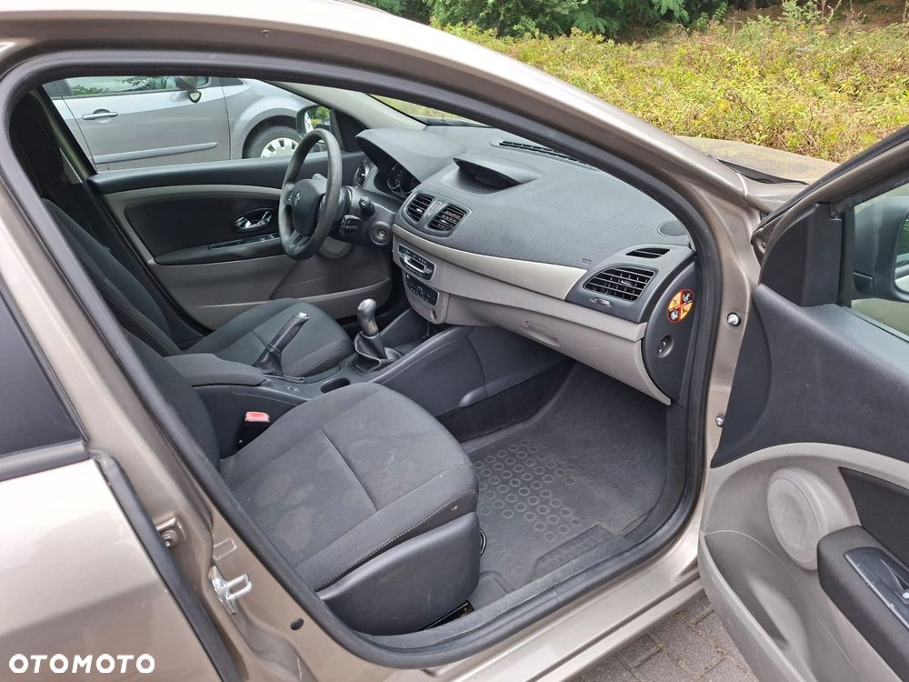 Renault Megane - 2