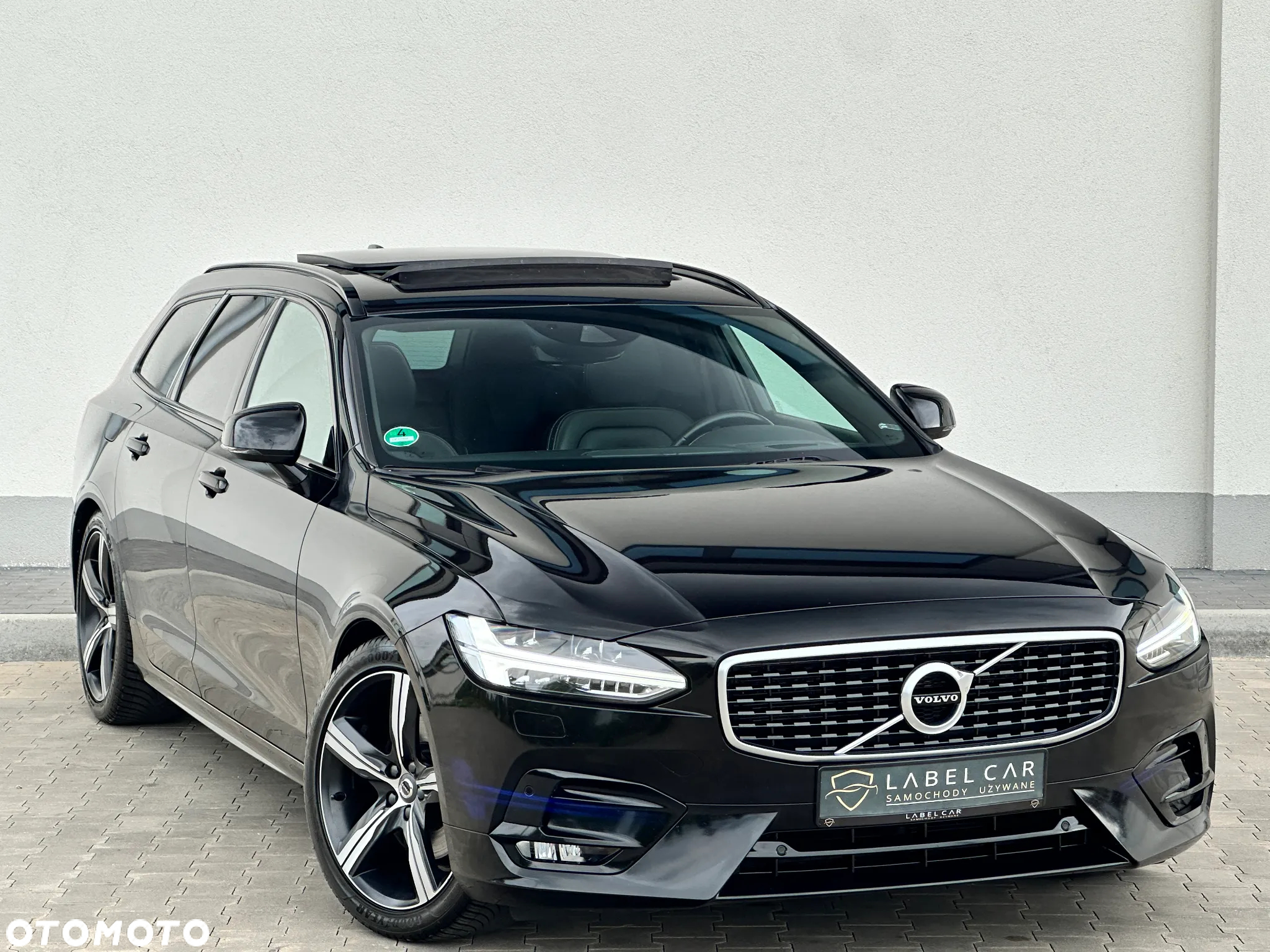 Volvo V90 D5 AWD Geartronic R Design - 9