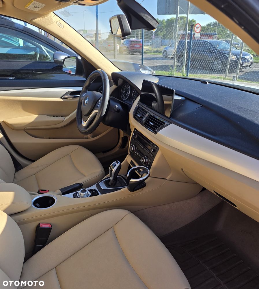BMW X1 xDrive28i xLine - 17