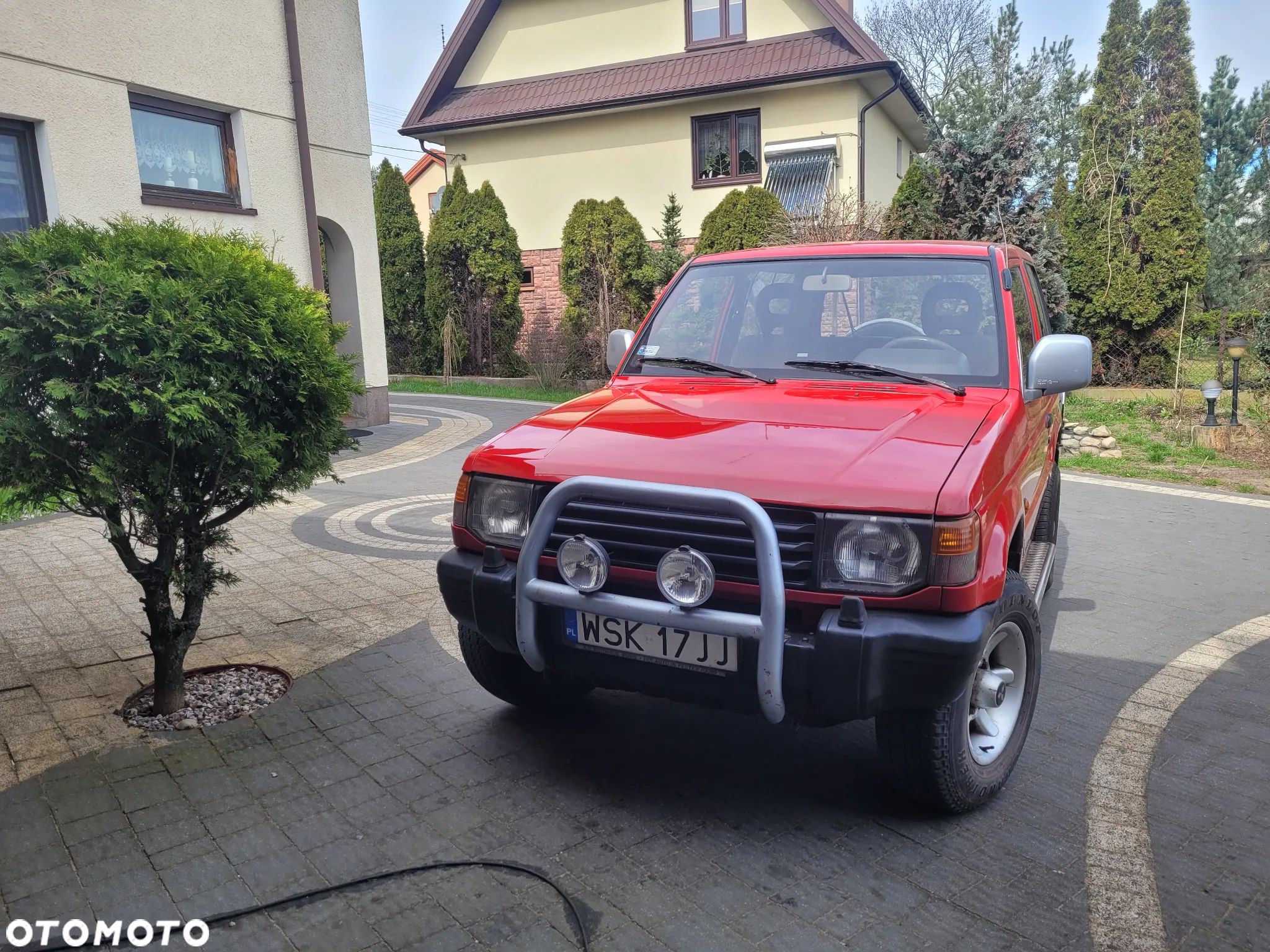 Mitsubishi Pajero - 1