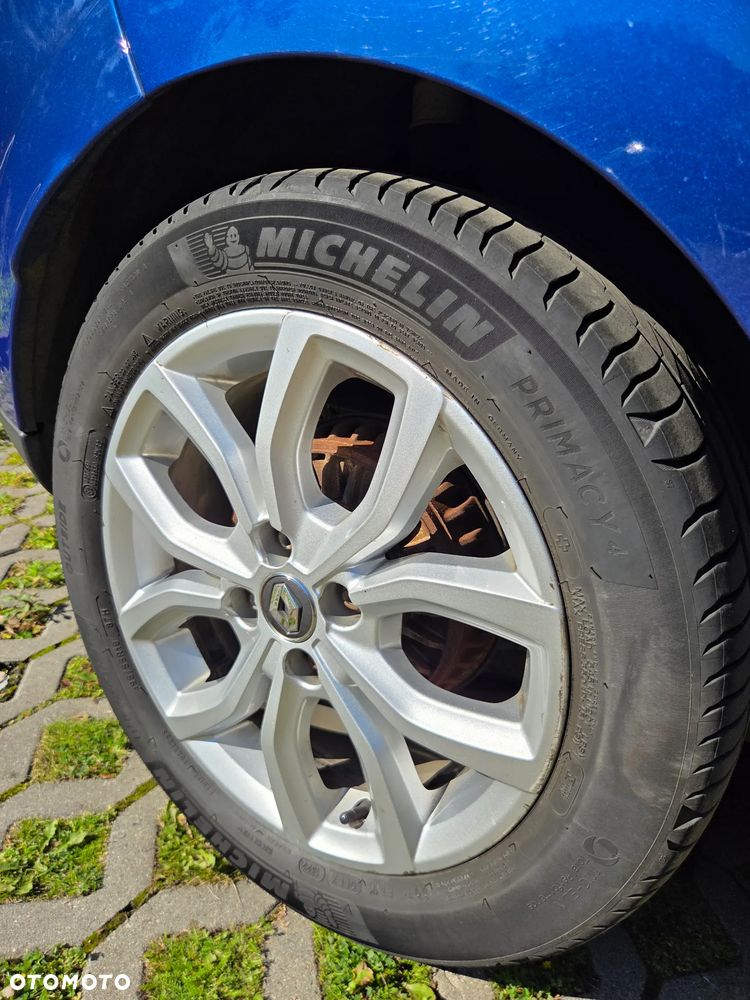 Renault Clio - 16