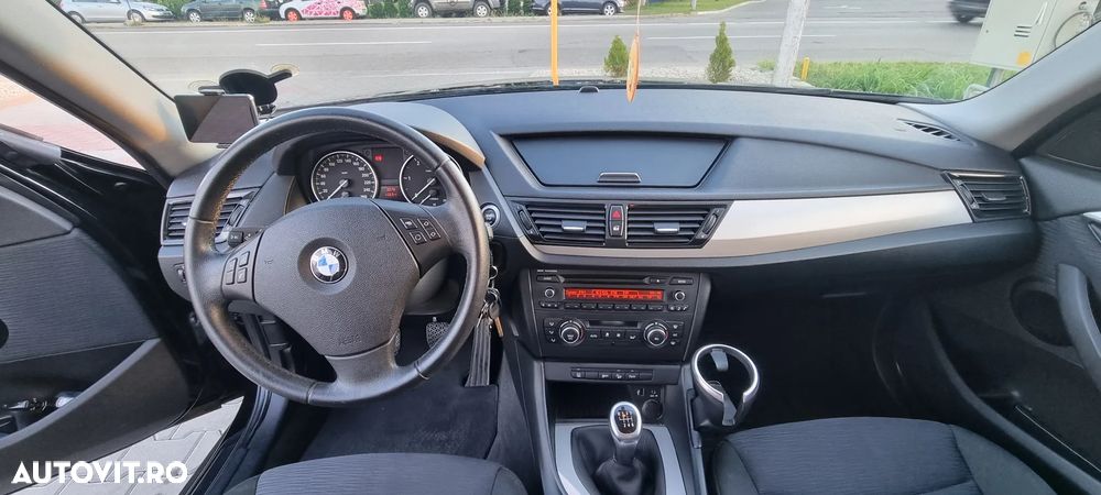 BMW X1 xDrive18d - 15
