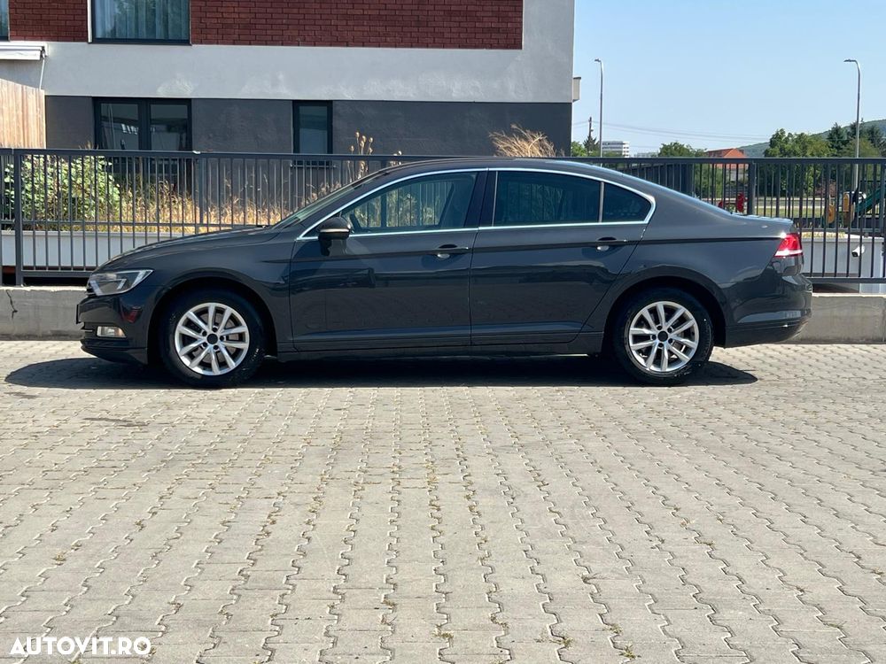 Volkswagen Passat 2.0 TDI Comfortline - 5