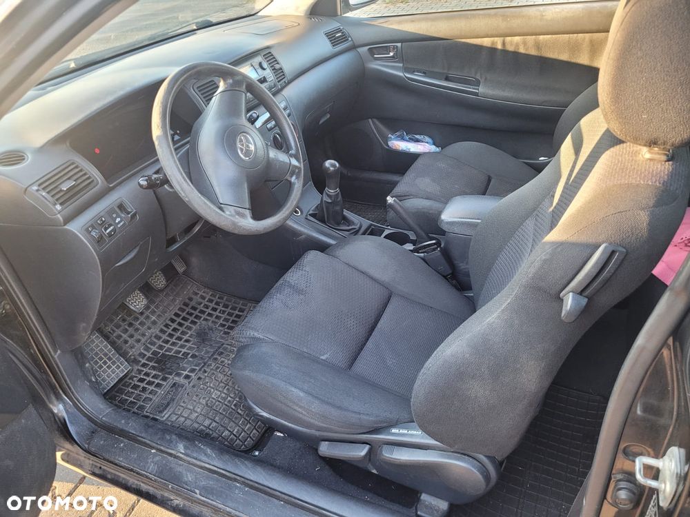 Toyota Corolla - 5