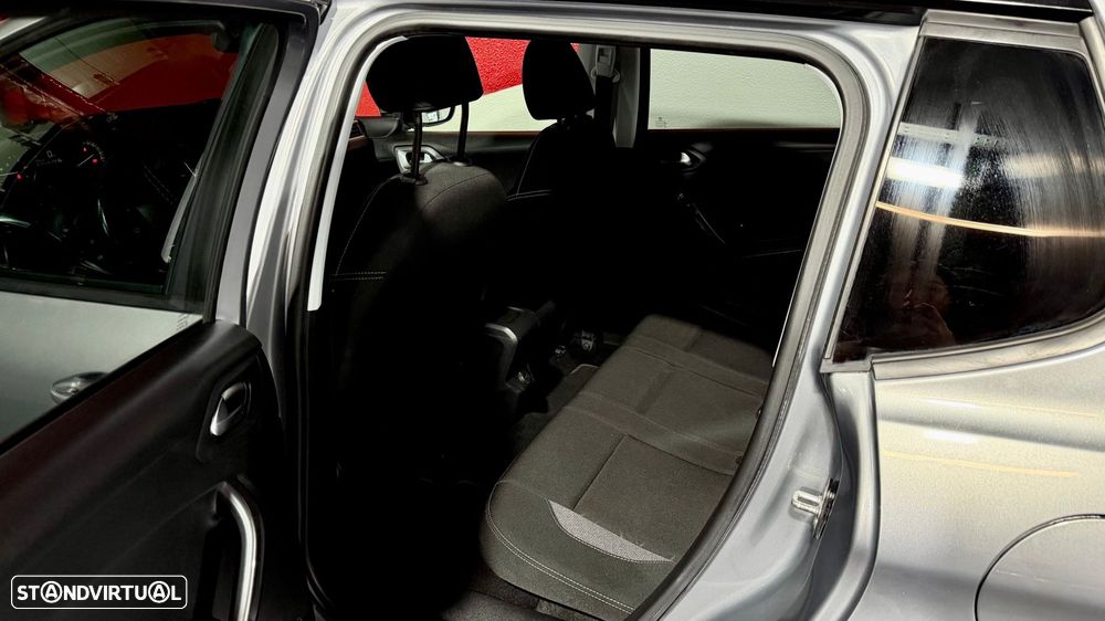 Peugeot 2008 1.2 PureTech Style - 29