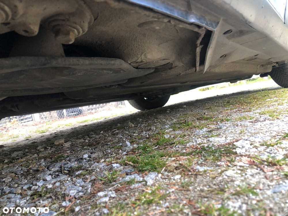 Volkswagen Passat - 15