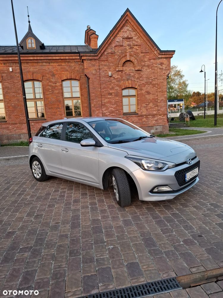 Hyundai i20 1.2 Select - 3