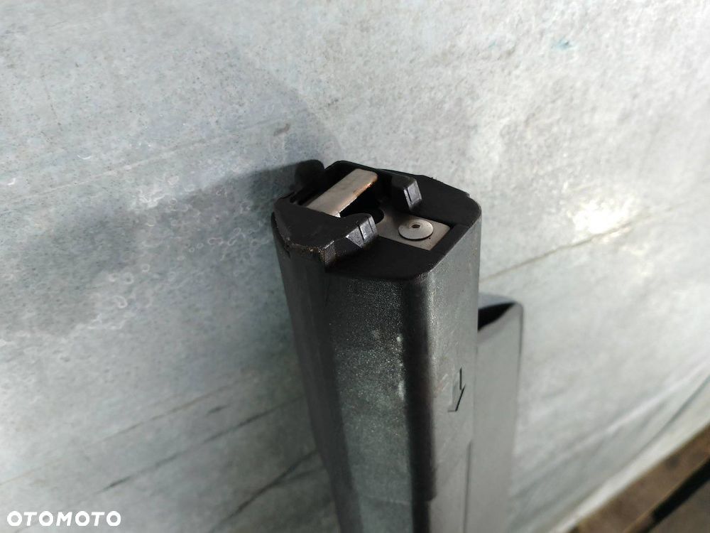 ROLETA BAGAŻNIKA  VW TOURAN I 1T0867871M - 4