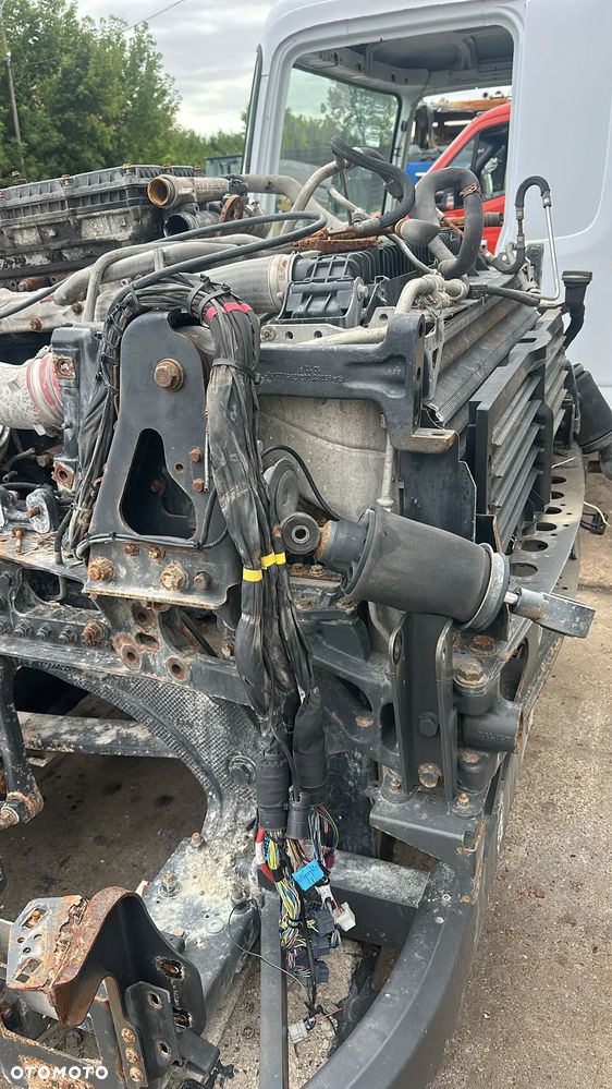 Kompletne mocowanie Wywrot Kabiny Przód Mercedes-Benz ACTROS MP4 - 1