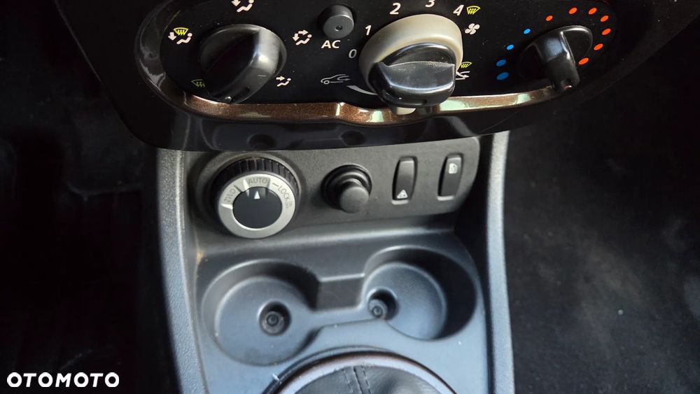 Dacia Duster dCi 110 FAP 4x4 Prestige - 18