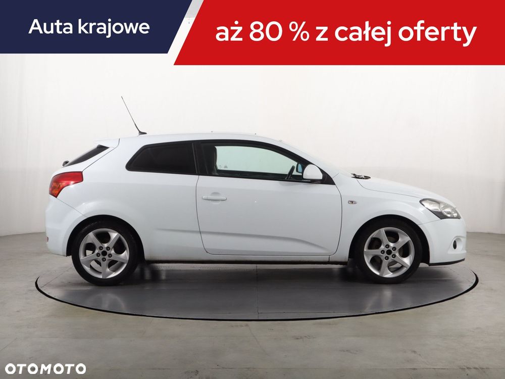 Kia ProCeed - 8