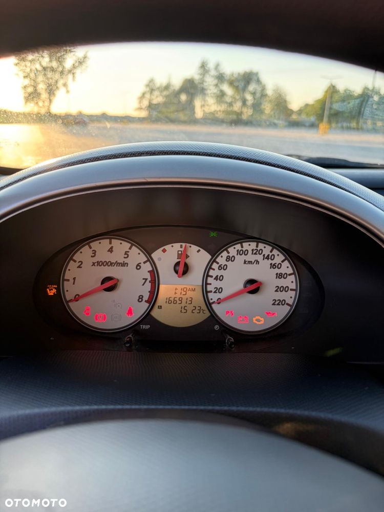 Nissan Micra - 11
