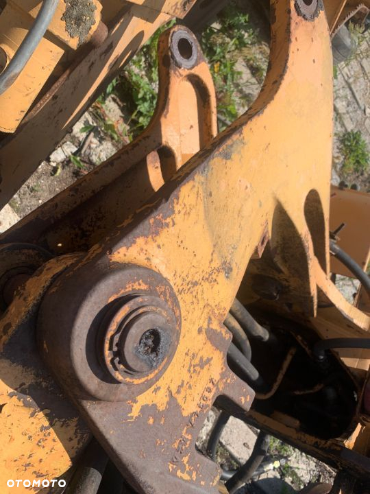 VZM 475G97 Wieszak konik do CASE 580G, V7M 475697 - 3