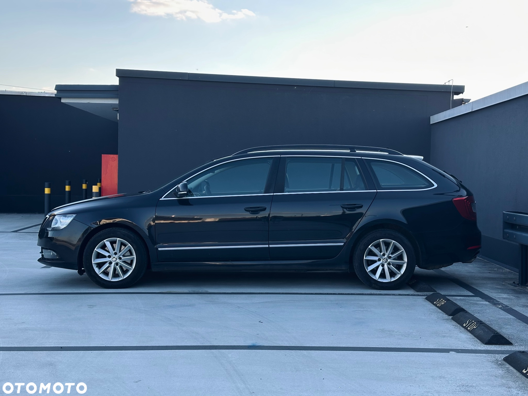 Skoda Superb 2.0 TDI 4x4 Elegance - 5