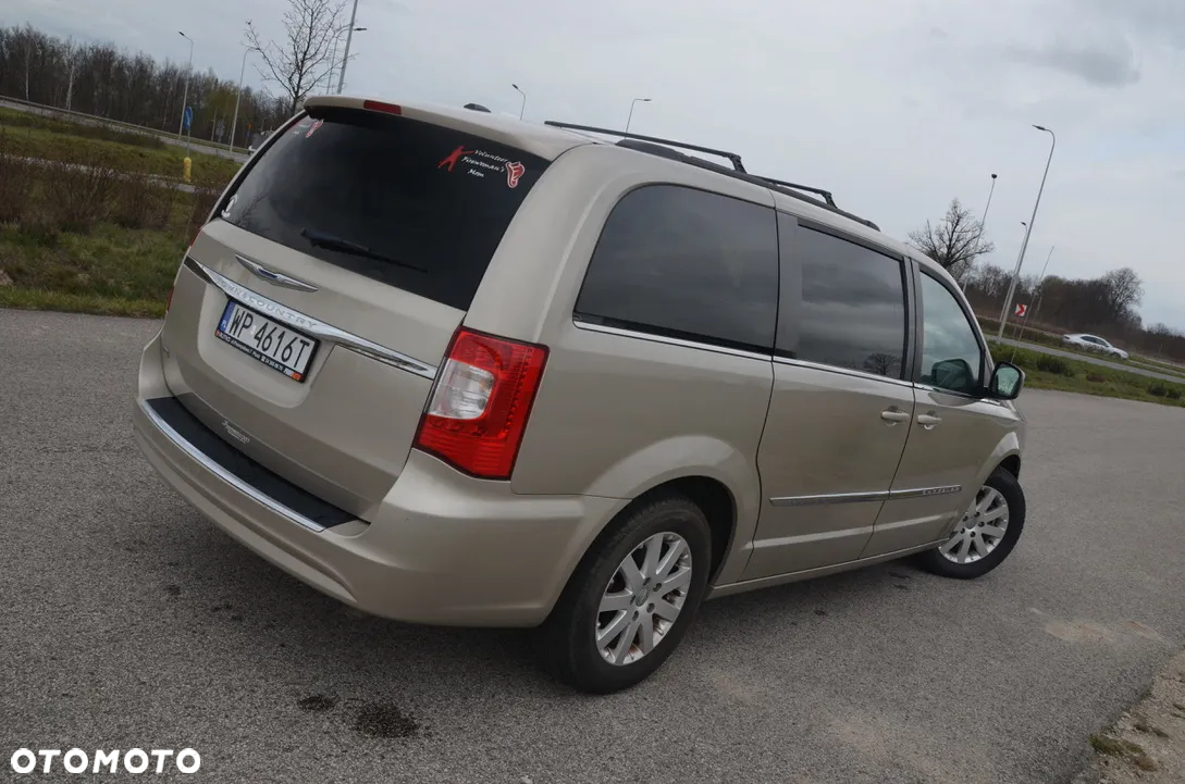 Chrysler Town & Country 3.6 Touring - 7