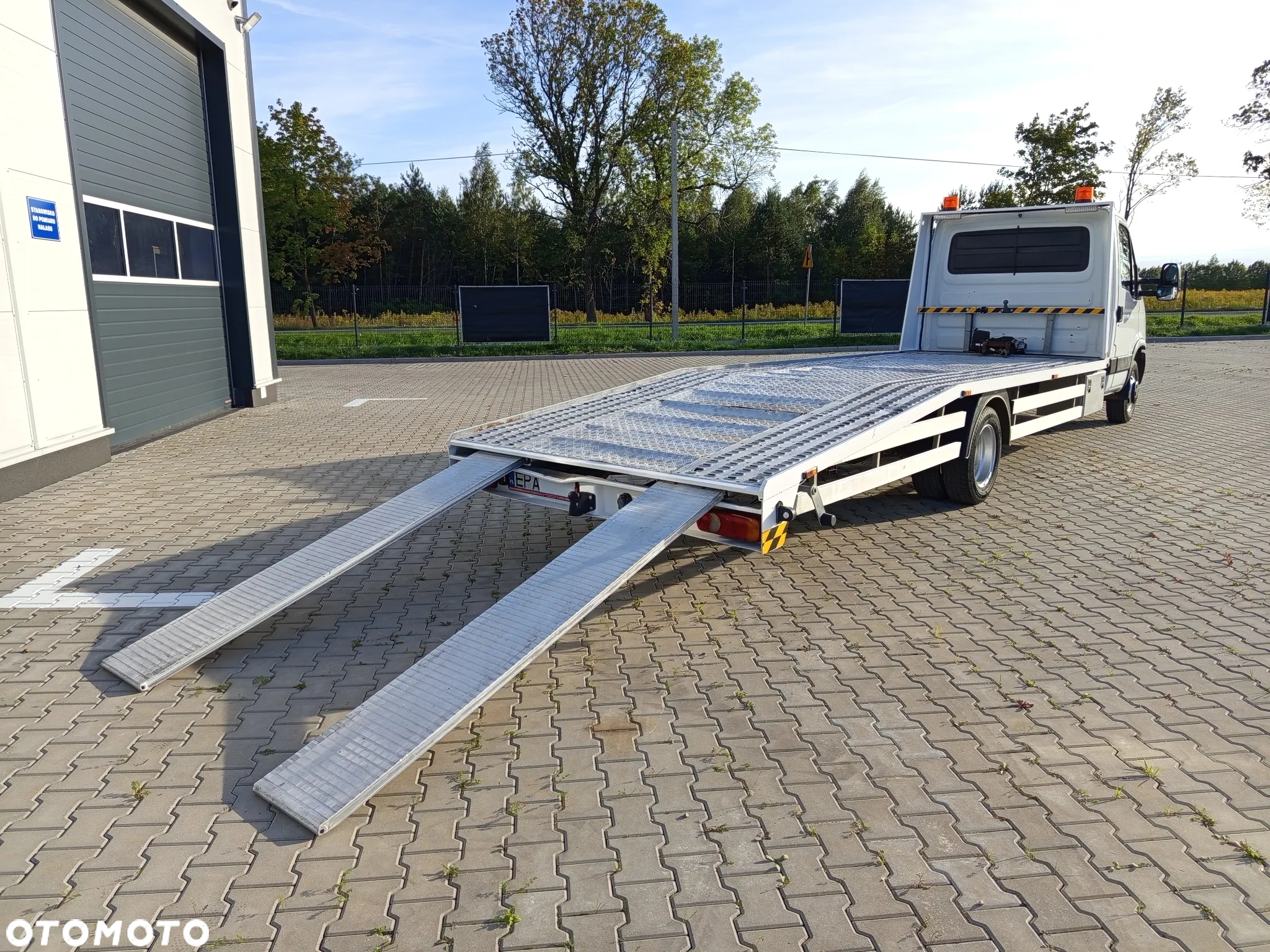 Iveco DAILY 35S180 EVV PRZEWÓZ POJAZDÓW DŁUGOŚĆ NAJAZDU 6,4 m KOŁA BLIŹNIAKI NR. 22 - 7