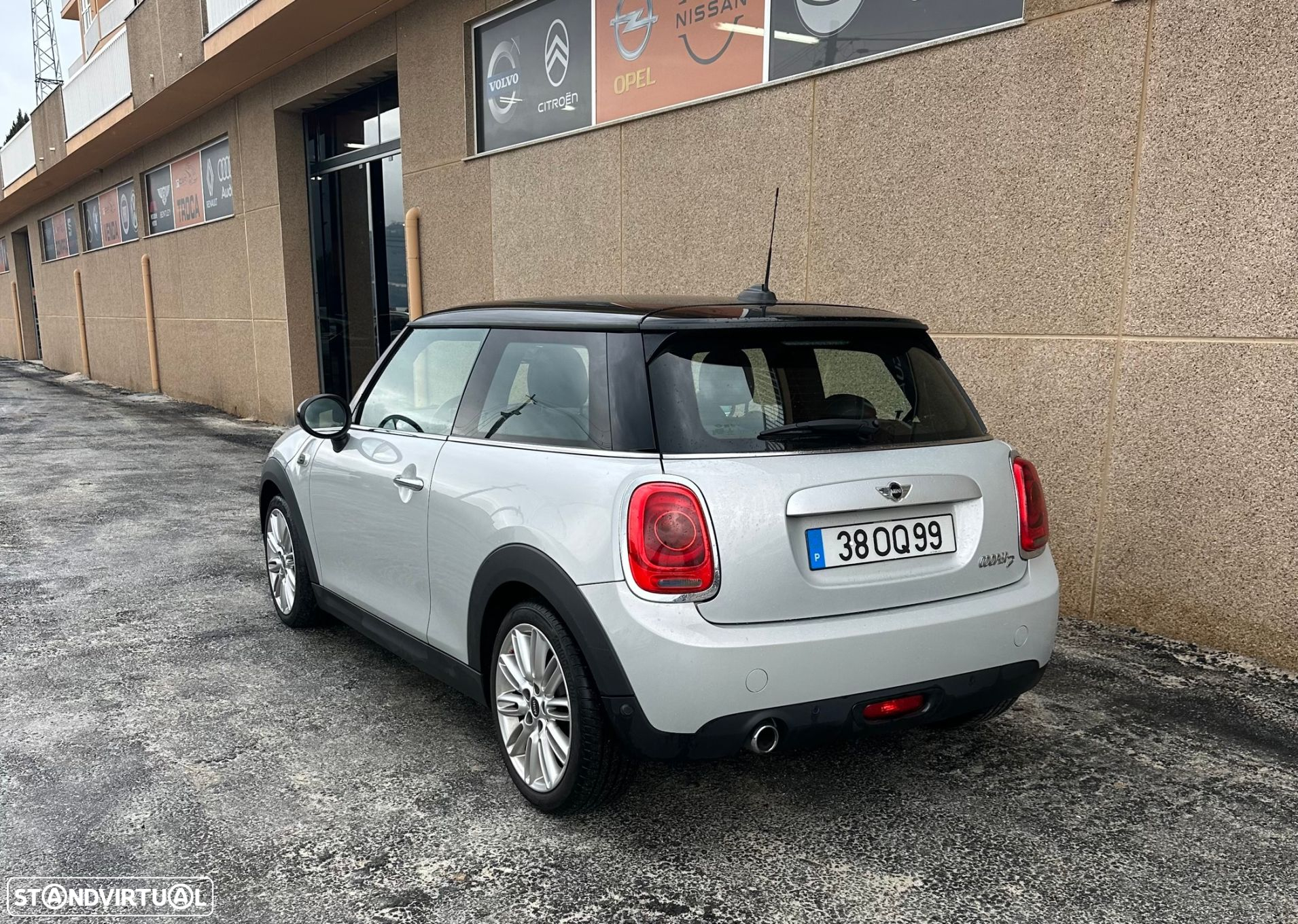 MINI 3 Portas Cooper D - 3