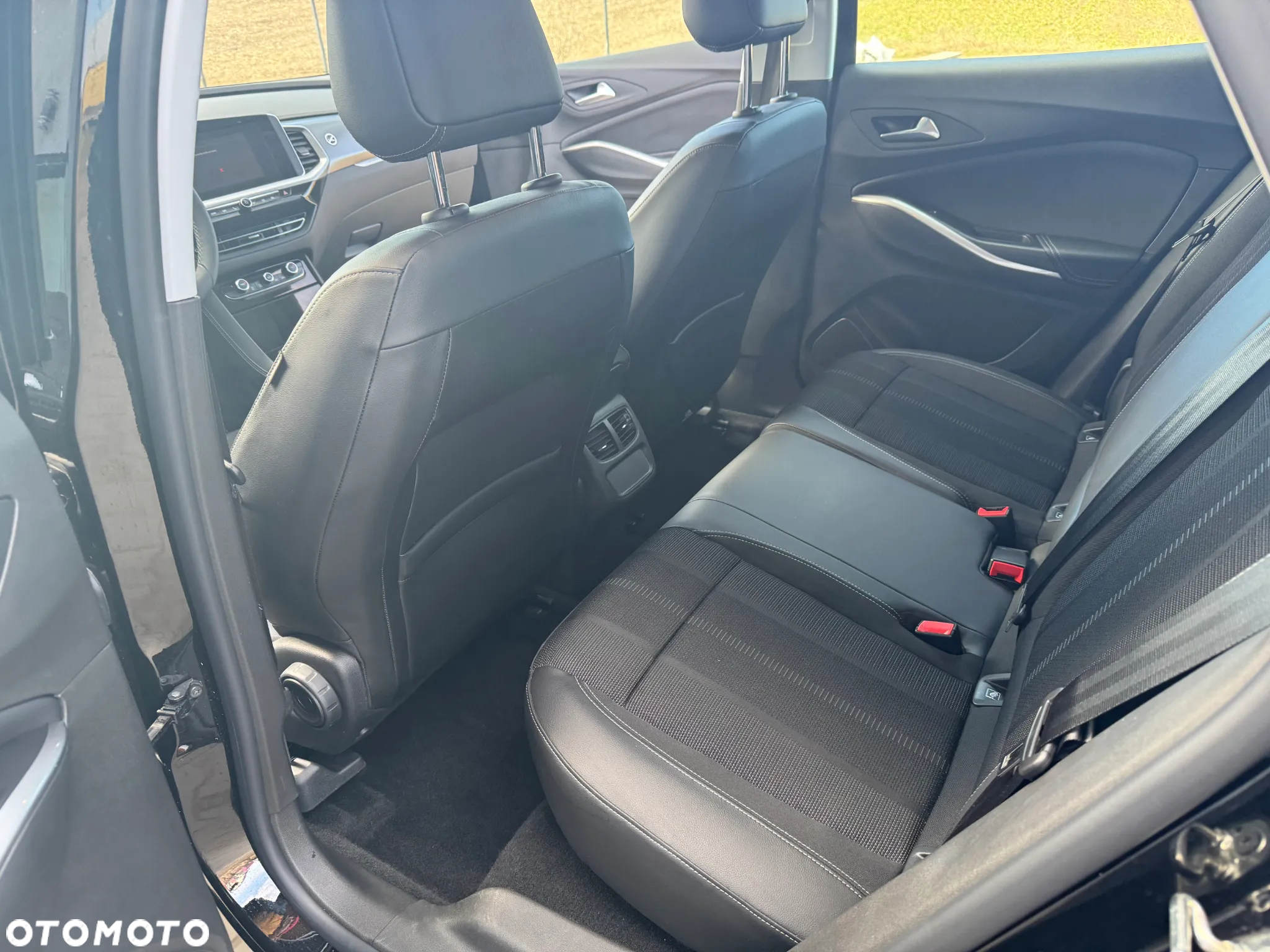 Opel Grandland X - 11