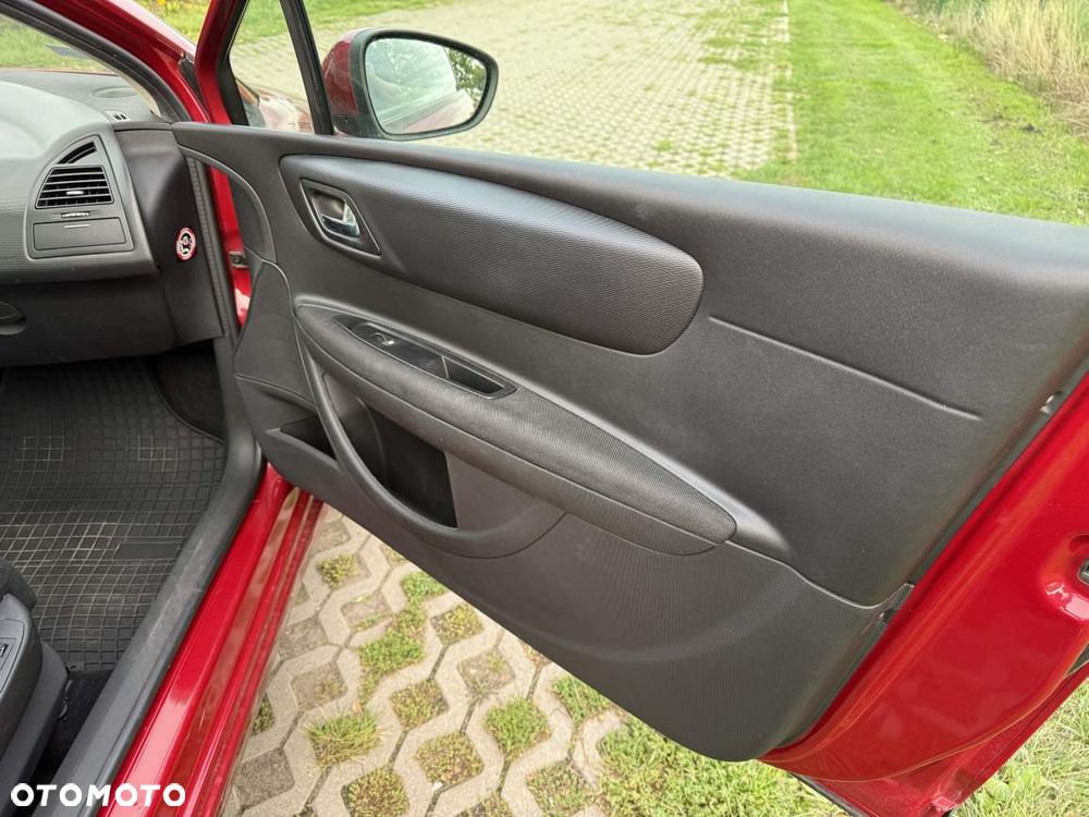 Citroën C4 1.6 VTi Exclusive - 22