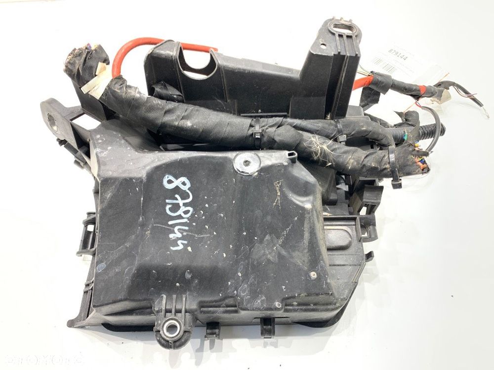 SKRZYNKA BEZPIECZNIKÓW  MERCEDES-BENZ KLASA A (W176) 2012 - 2018 A 180 (176.042) 90 kW [122 KM] - 3