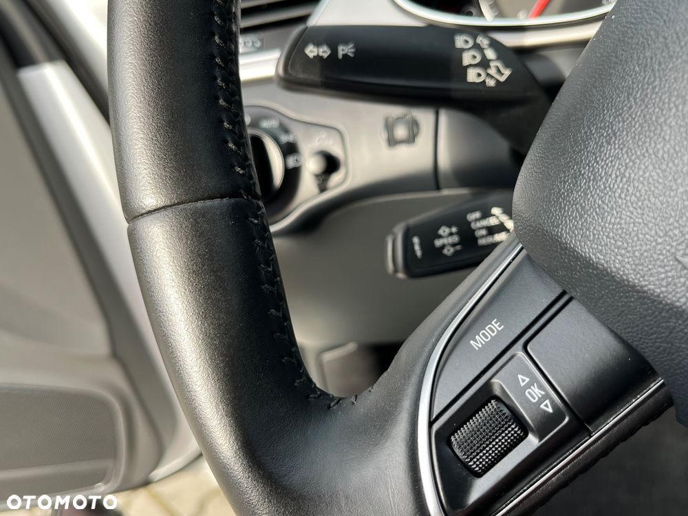 Audi A4 2.0 TDI DPF quattro Ambition - 14