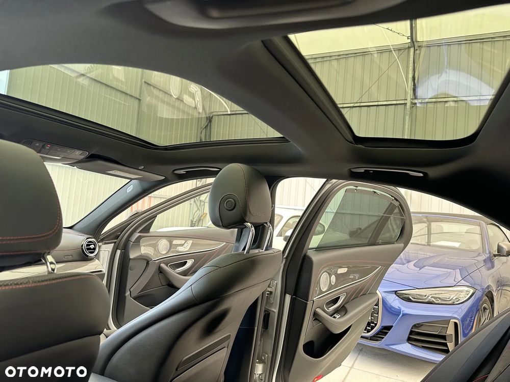 Mercedes-Benz Klasa E AMG 53 4Matic AMG Speedshift 9G-TCT - 11