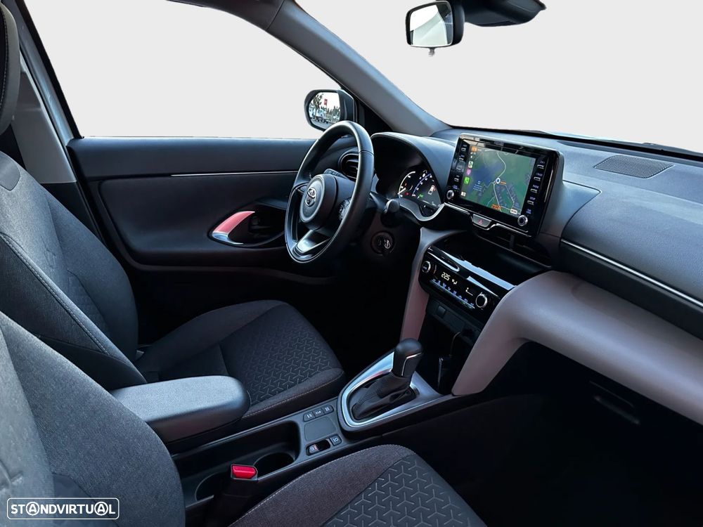 Toyota Yaris Cross 1.5 HDF Comfort Plus - 11