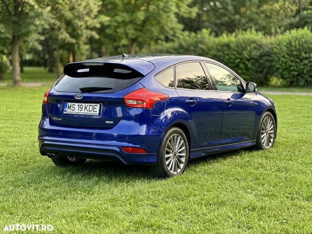 Ford Focus - 4