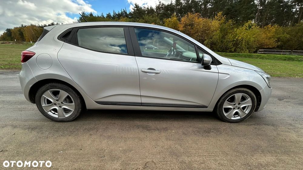 Renault Clio BLUE dCi 85 BUSINESS EDITION - 10