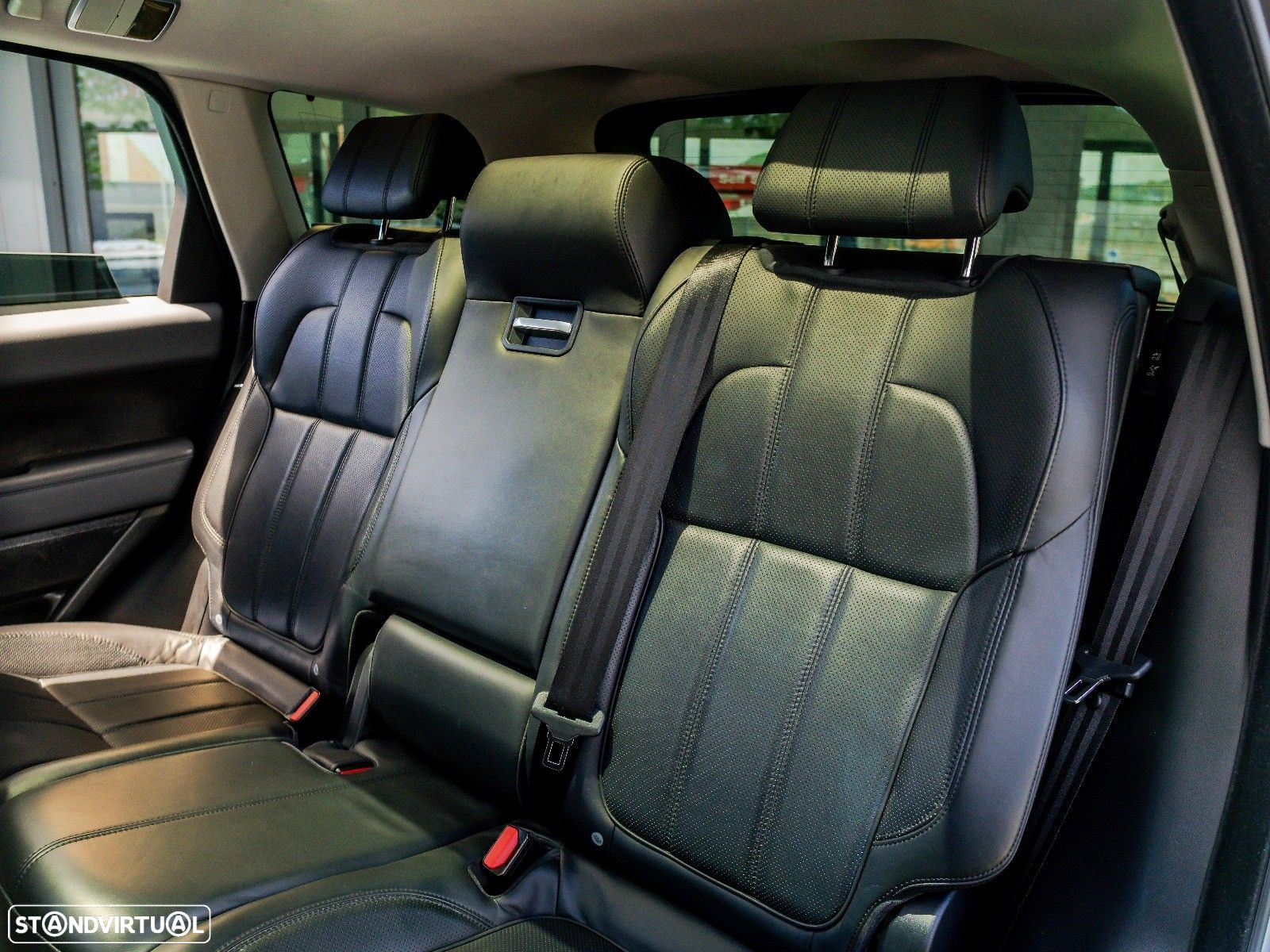 Land Rover Range Rover Sport 3.0 SDV6 HSE - 35