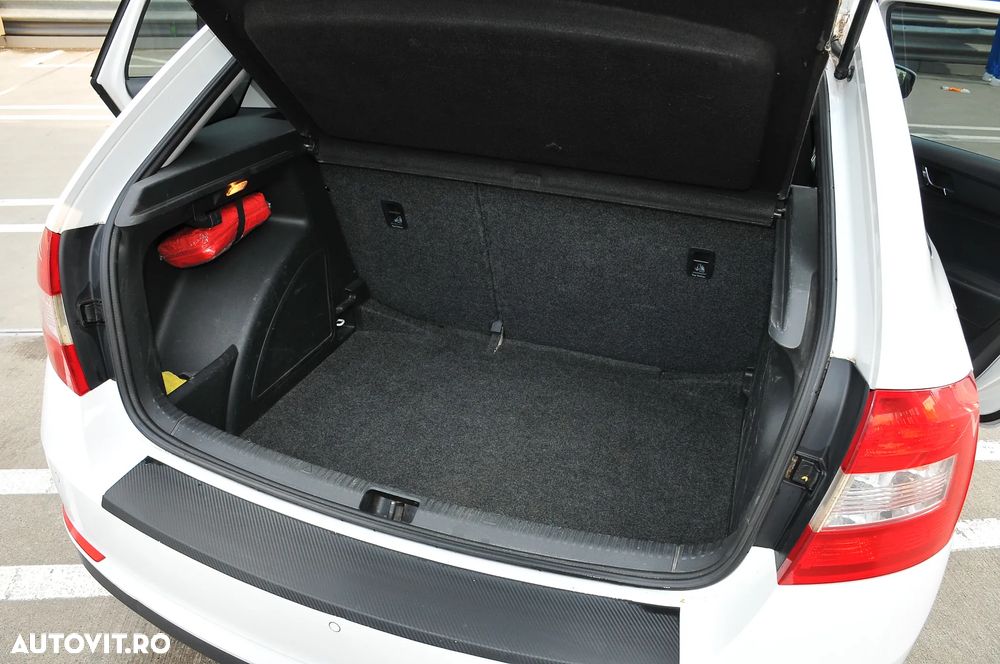 Skoda RAPID 1.6 TDI Active - 21