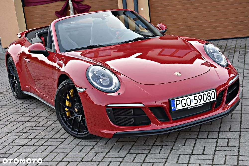 Porsche Carrera GT - 2