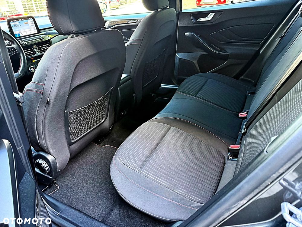 Ford Focus 1.5 EcoBoost ST-Line Black ASS - 22