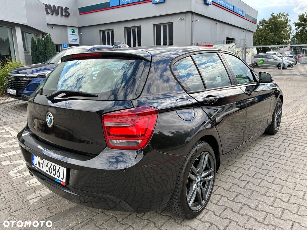 BMW Seria 1 116d Sport Line - 4