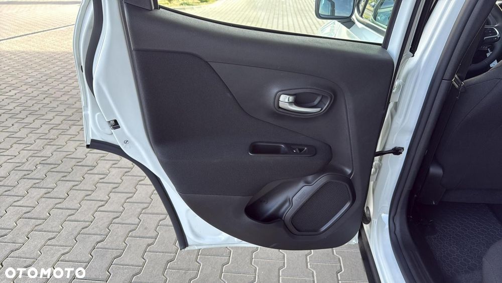 Jeep Renegade - 13