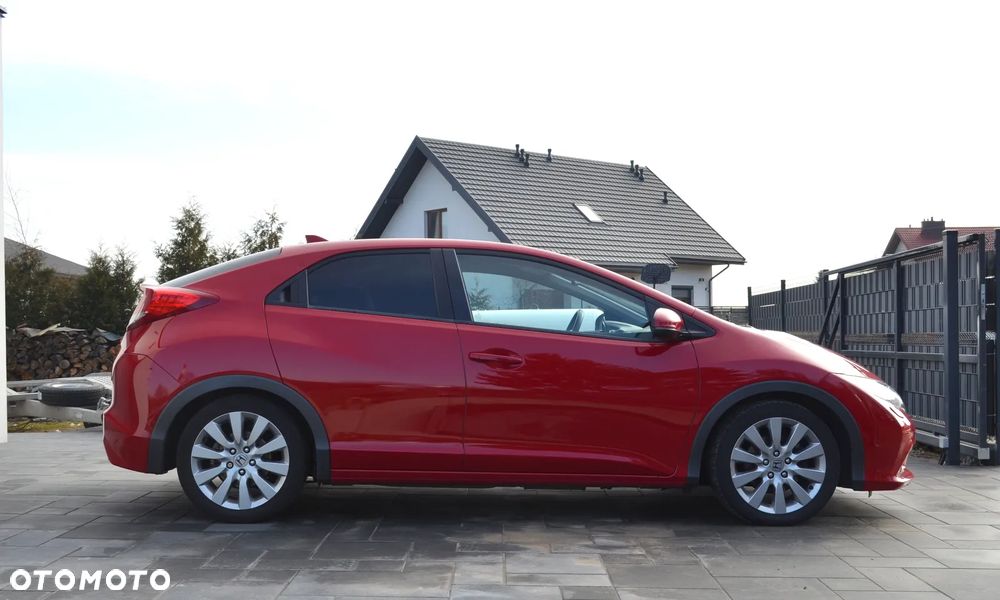 Honda Civic 1.8 i-VTEC Sport - 11