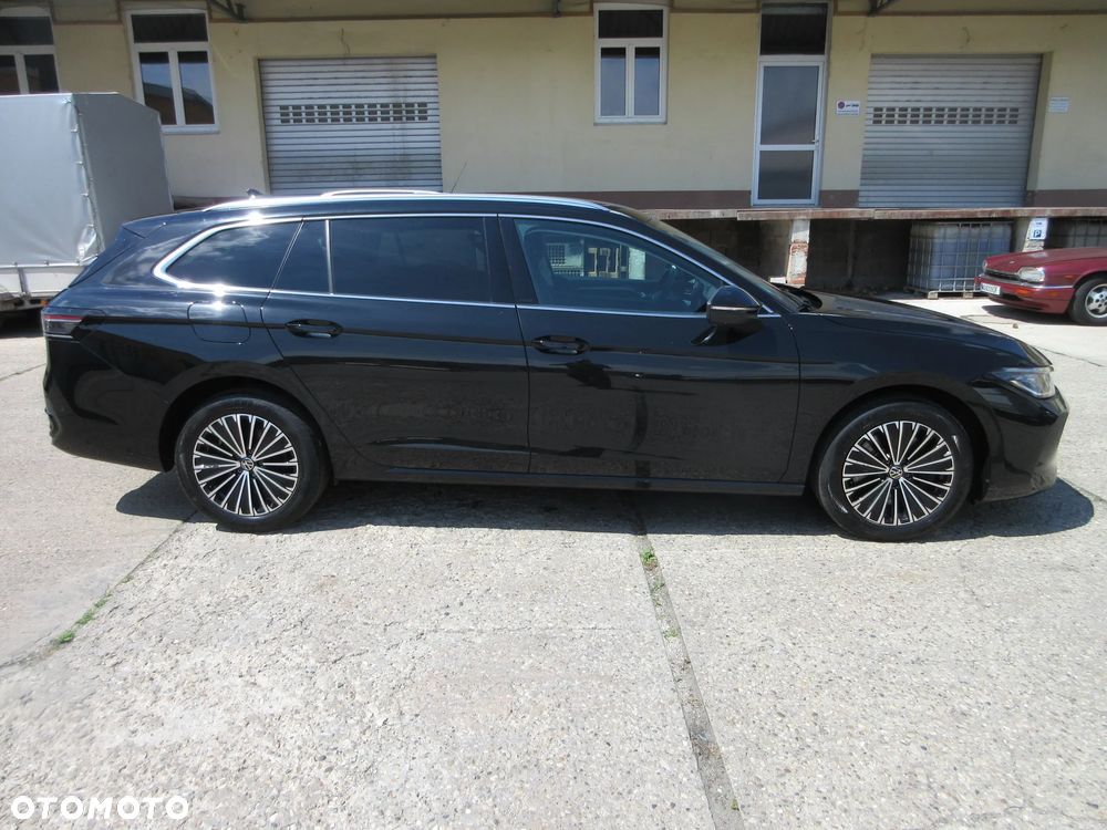 Volkswagen Passat Variant 2.0 TDI SCR 4Mot Elegance DSG - 4