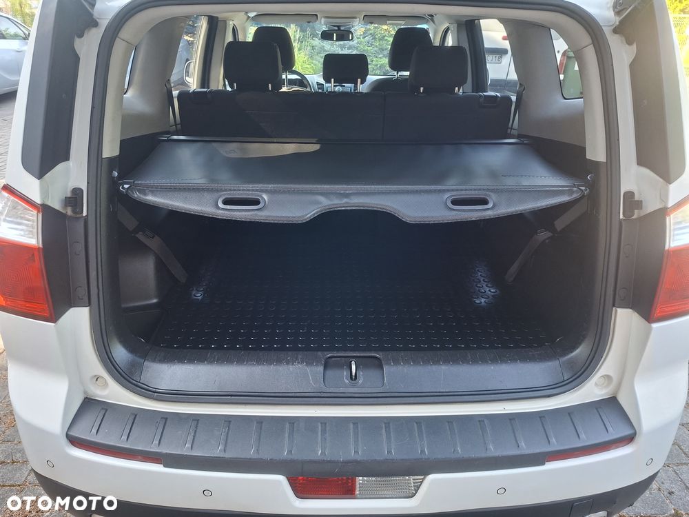 Chevrolet Orlando - 12
